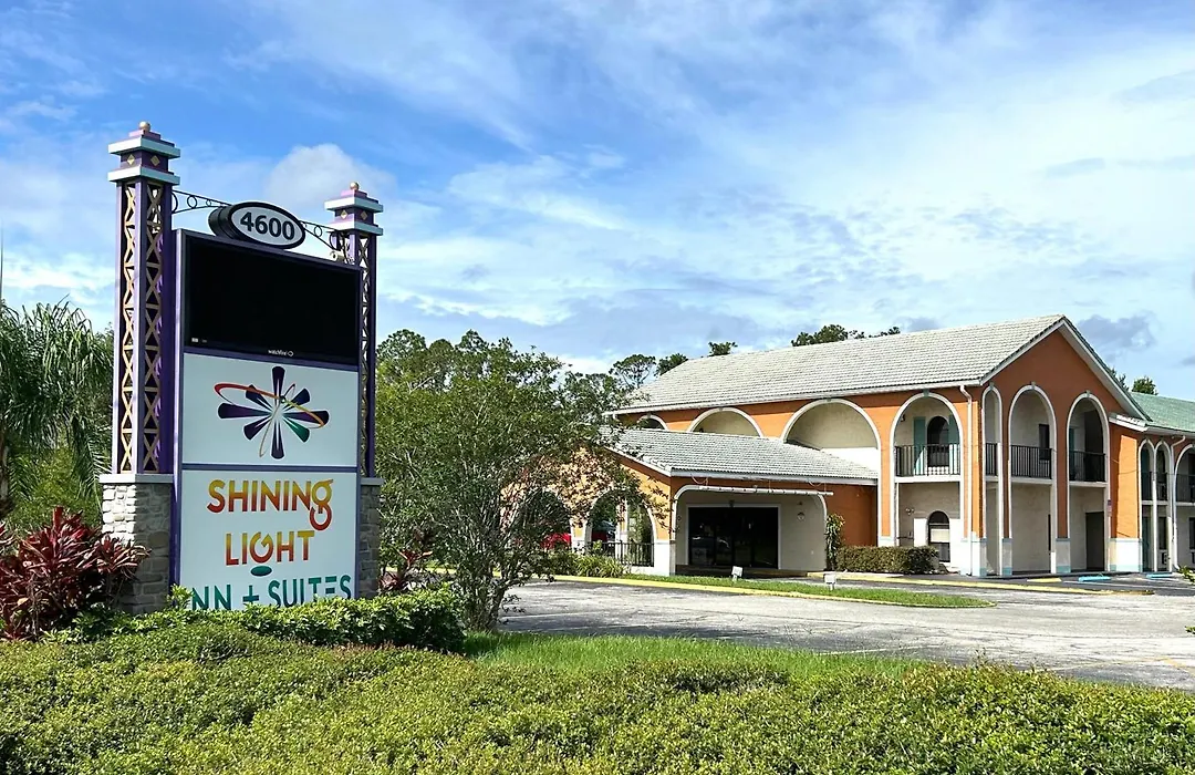 Shining Light Inn & Suites-1