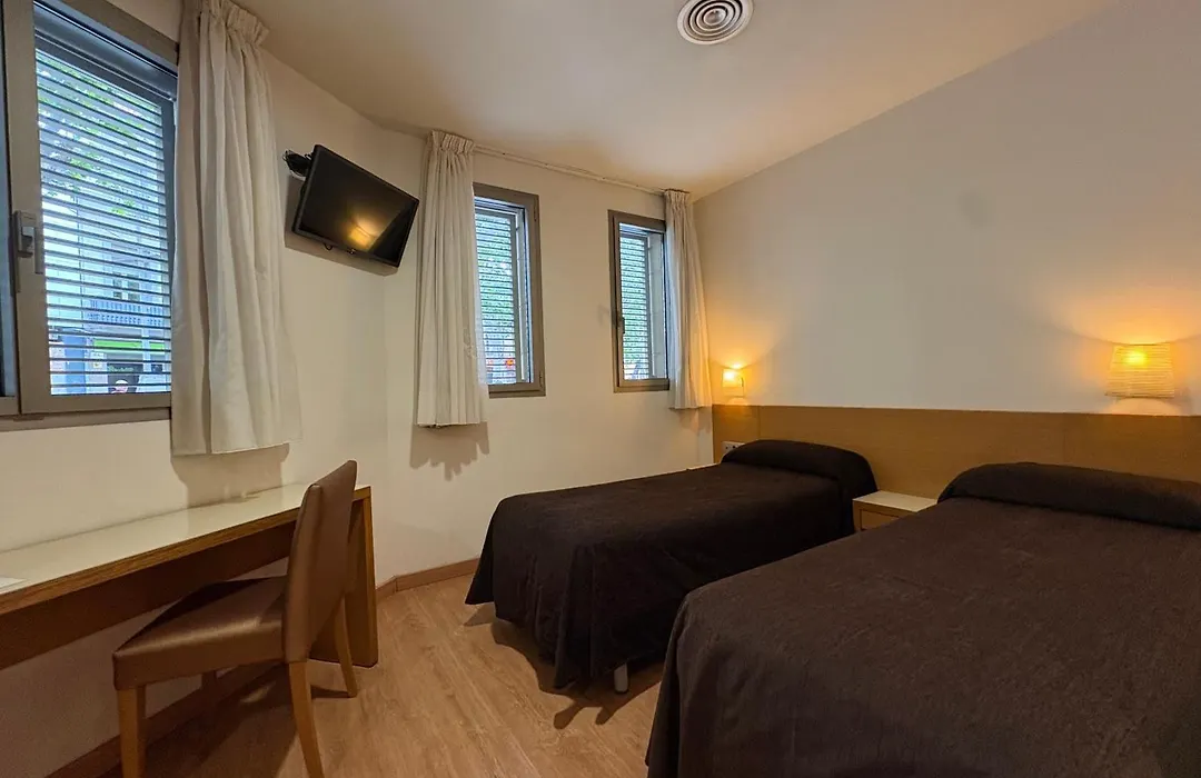 Hostal Rambla-1
