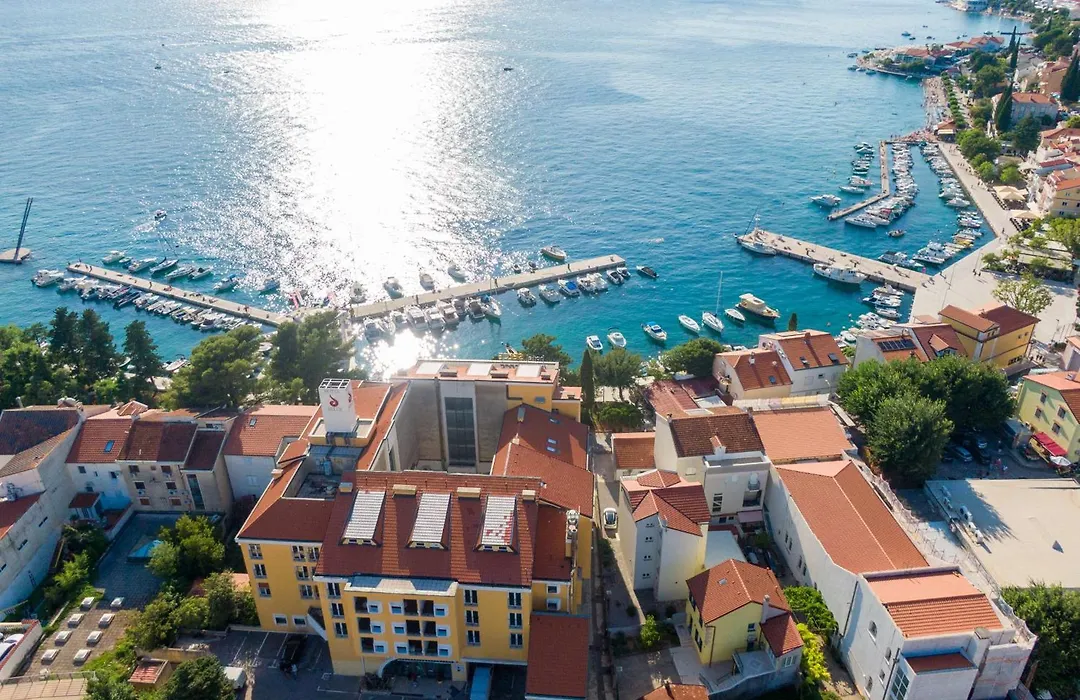 Hotel Selce-1