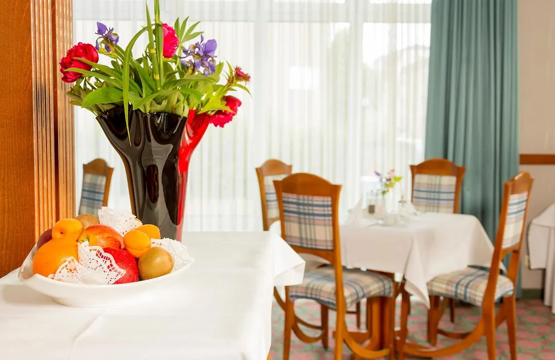 Hotel Kronprinz-1