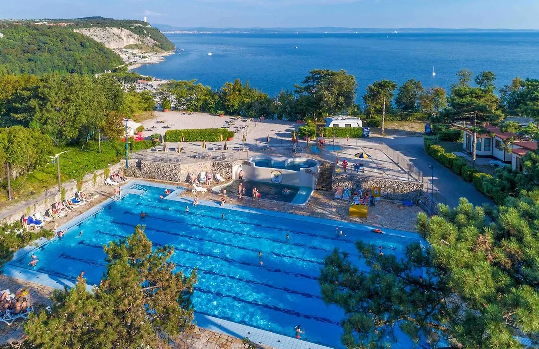 Camping Village Mare Pineta-1