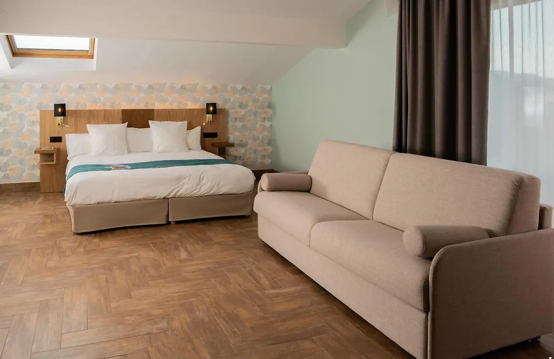 Best Western Plus Soleil et Jardin-1
