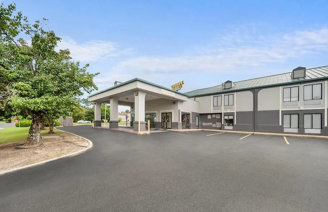 Quality Inn Auburn Campus Area I-85-1