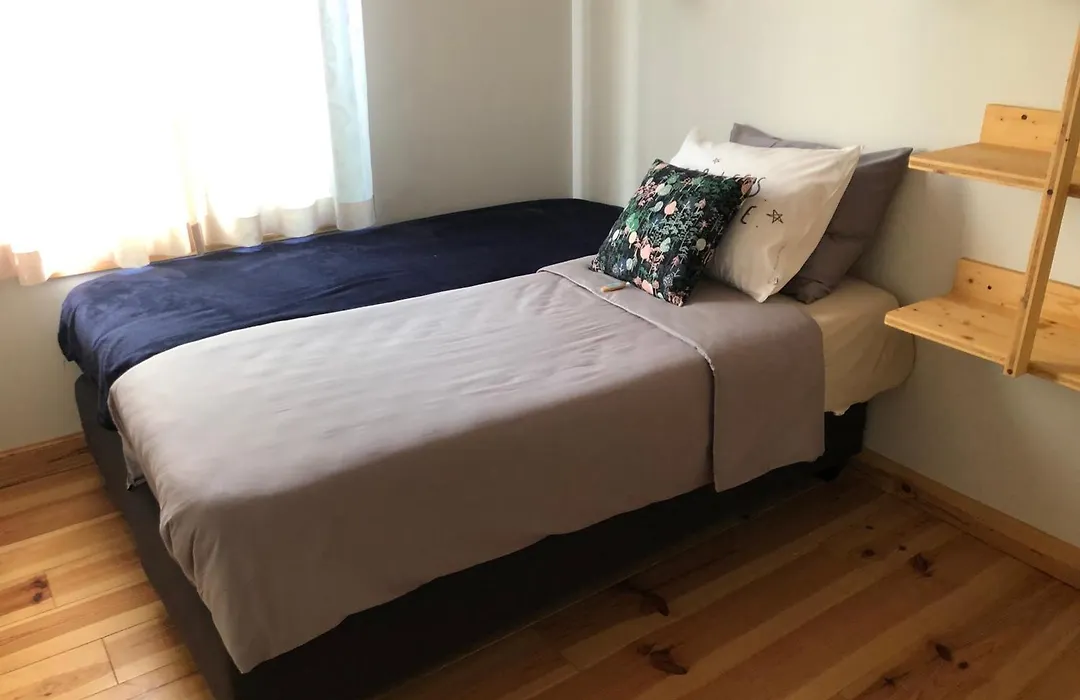 22B&B-1