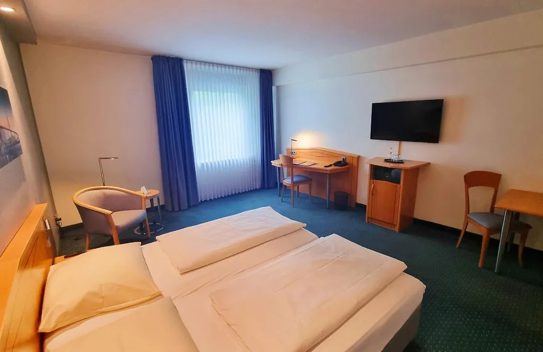 Hotel Panorama Hamburg-Harburg-1