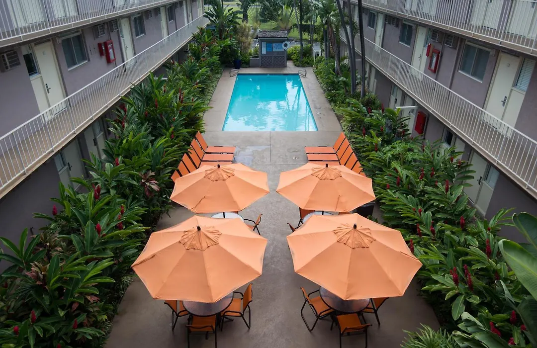 Pacific Marina Inn Airport-1