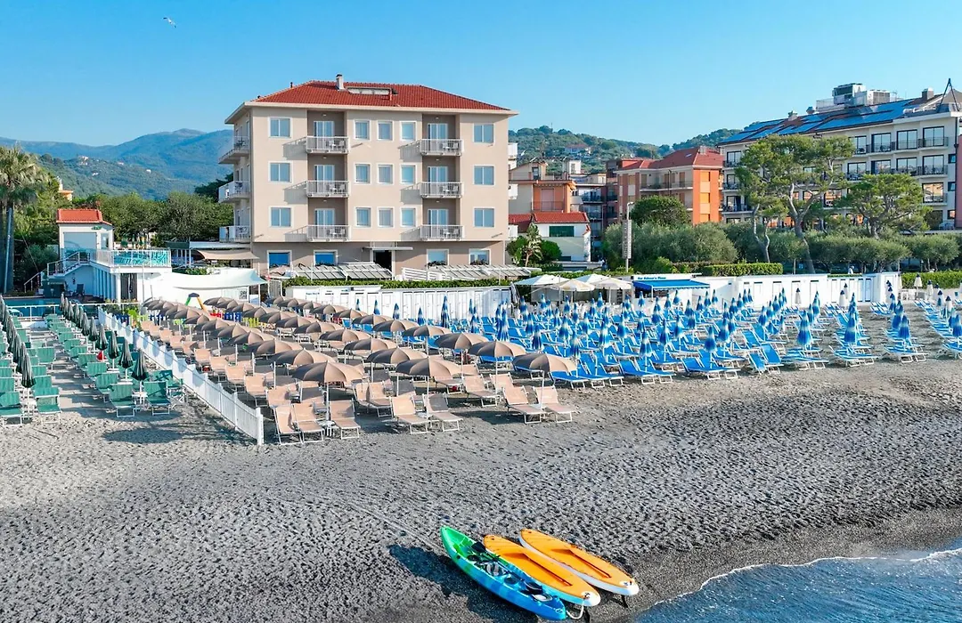 Hotel La Baia-1