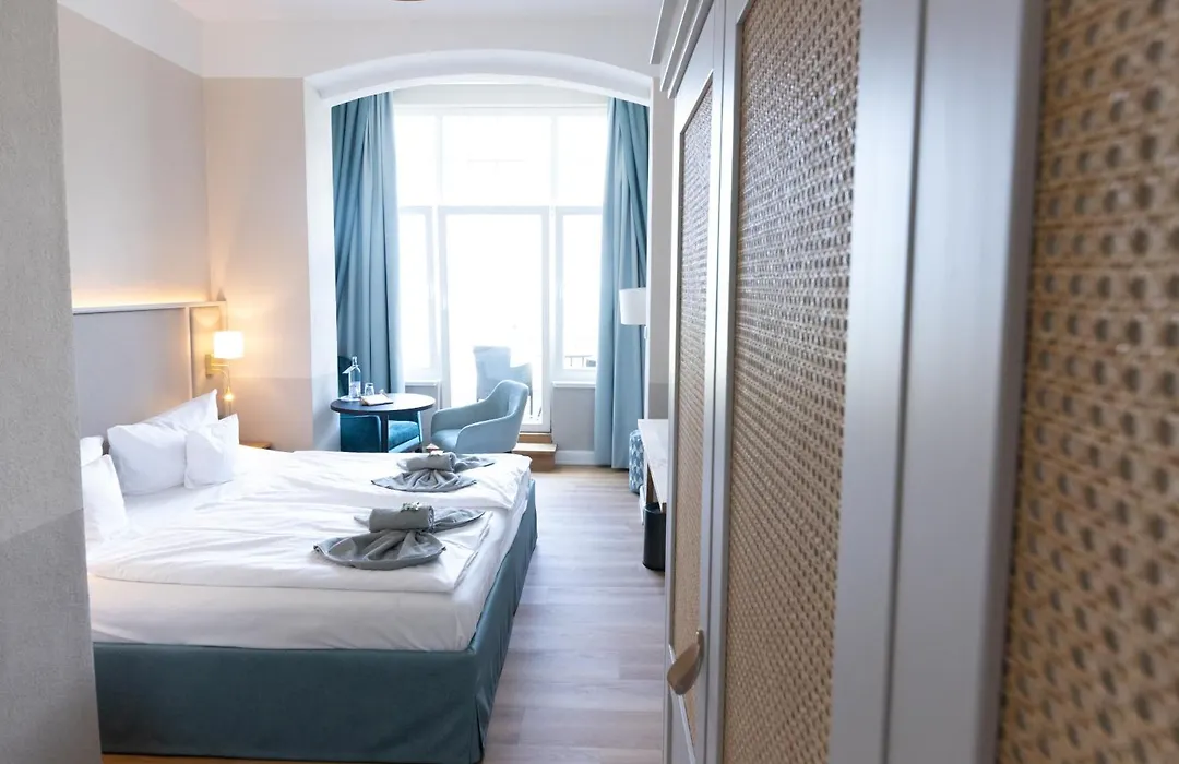 Hotel Germania-1