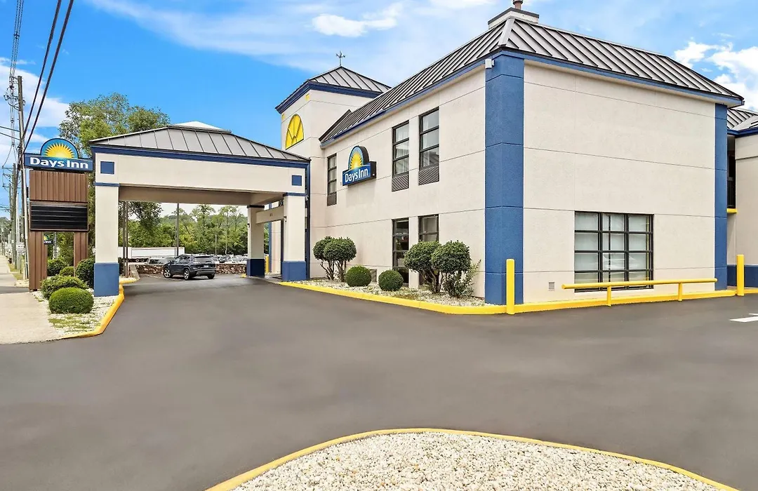 Days Inn By Wyndham Salem-1