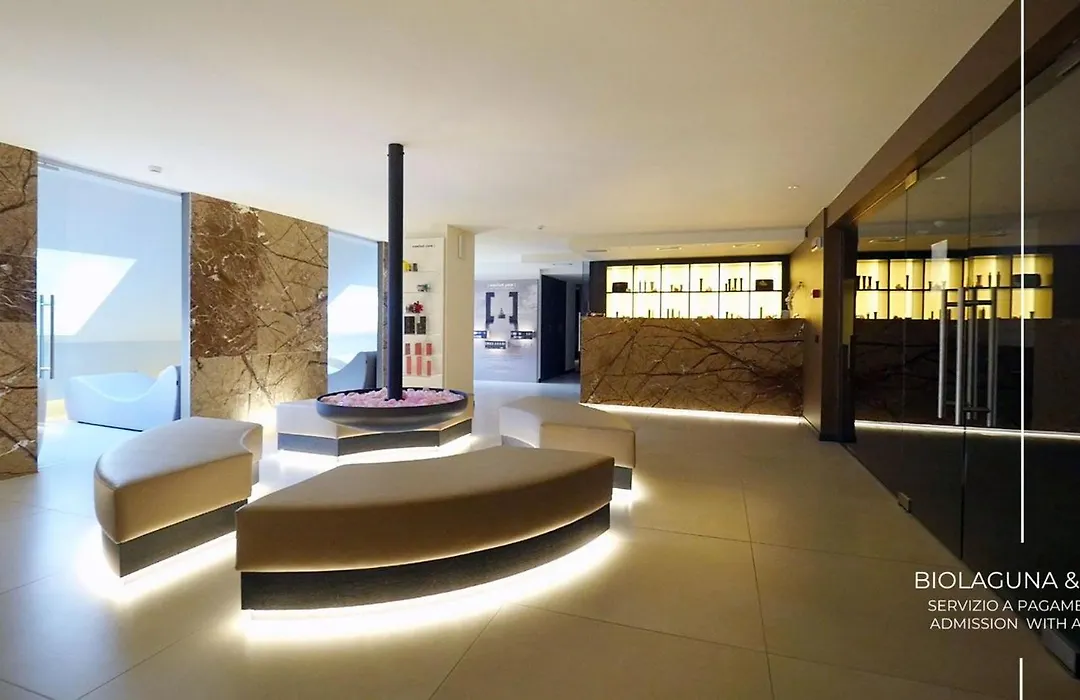 Alexander Charme Hotel-1