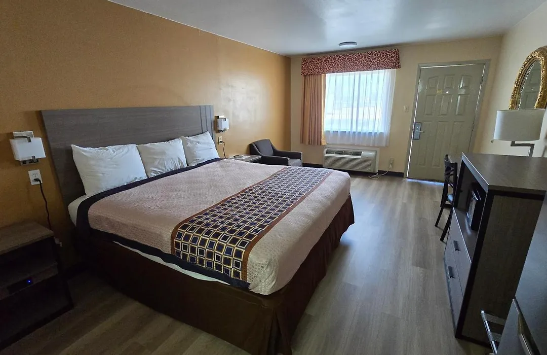 Texan Inn And Suites Monahans-1