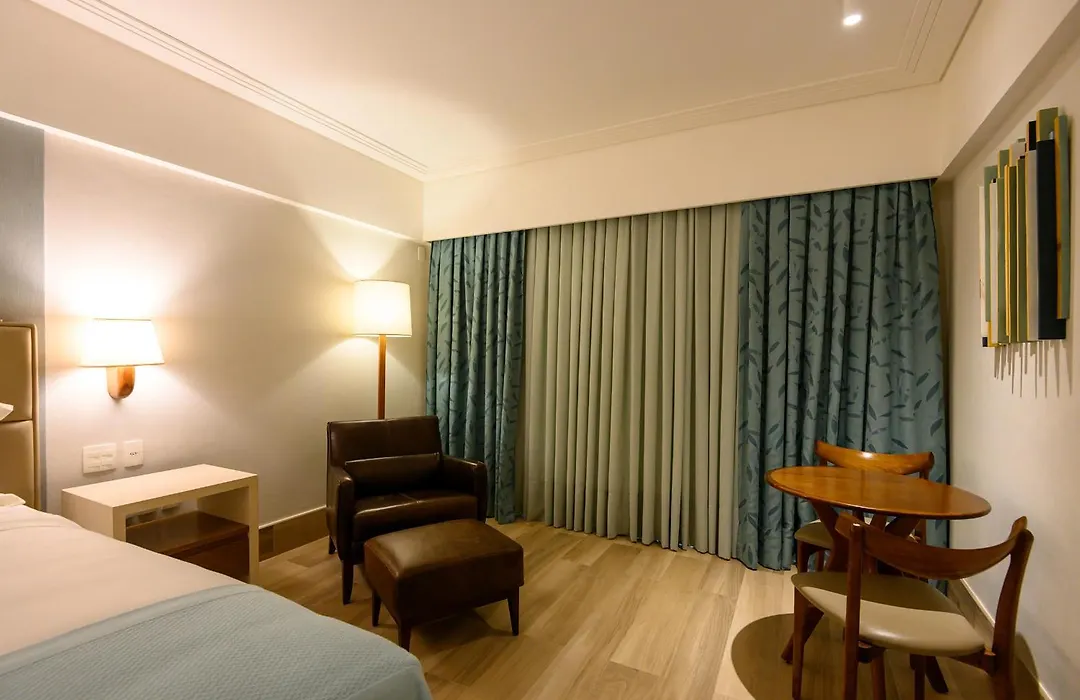 Vogal Luxury Beach Hotel & Spa-1
