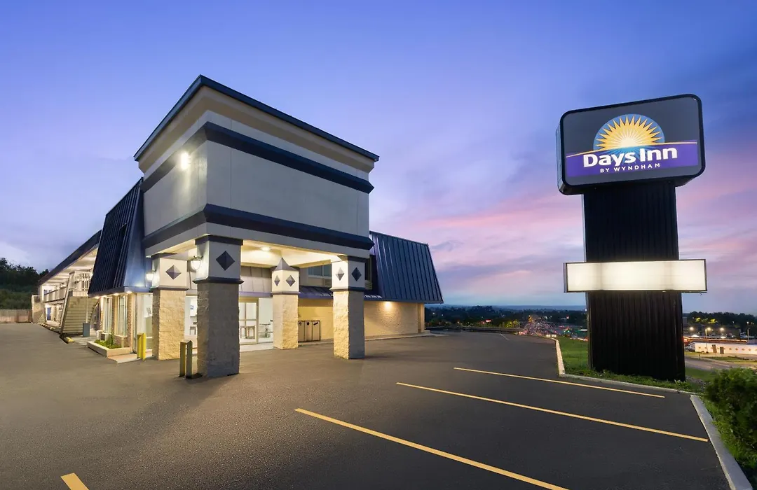 Days Inn By Wyndham Harrisonburg-1