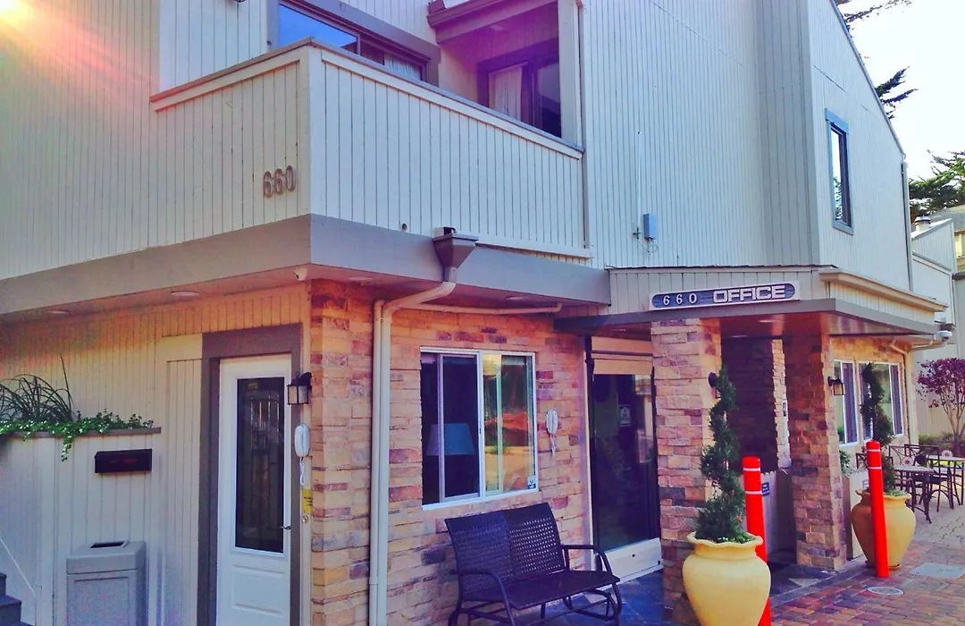 Best Western The Inn & Suites Pacific Grove-1
