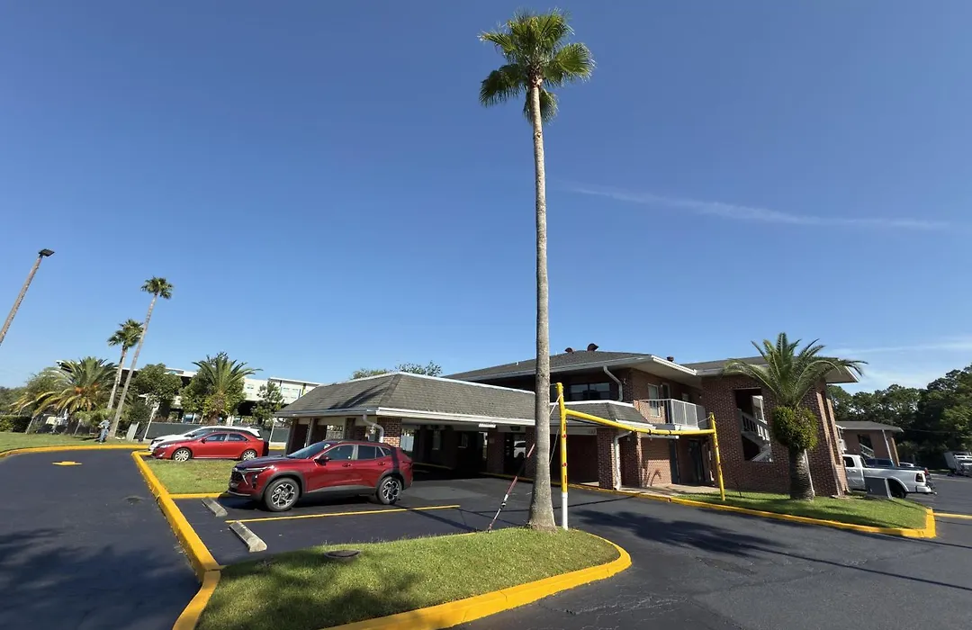 Surestay By Best Western Jacksonville Airport-1