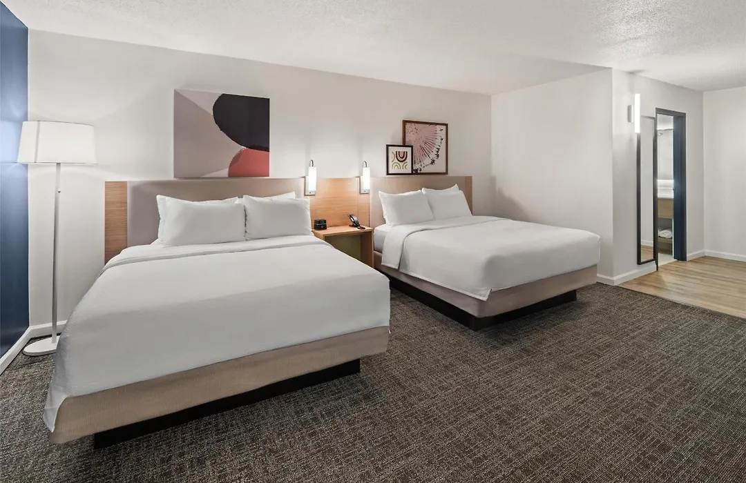 Spark By Hilton Waldorf-1