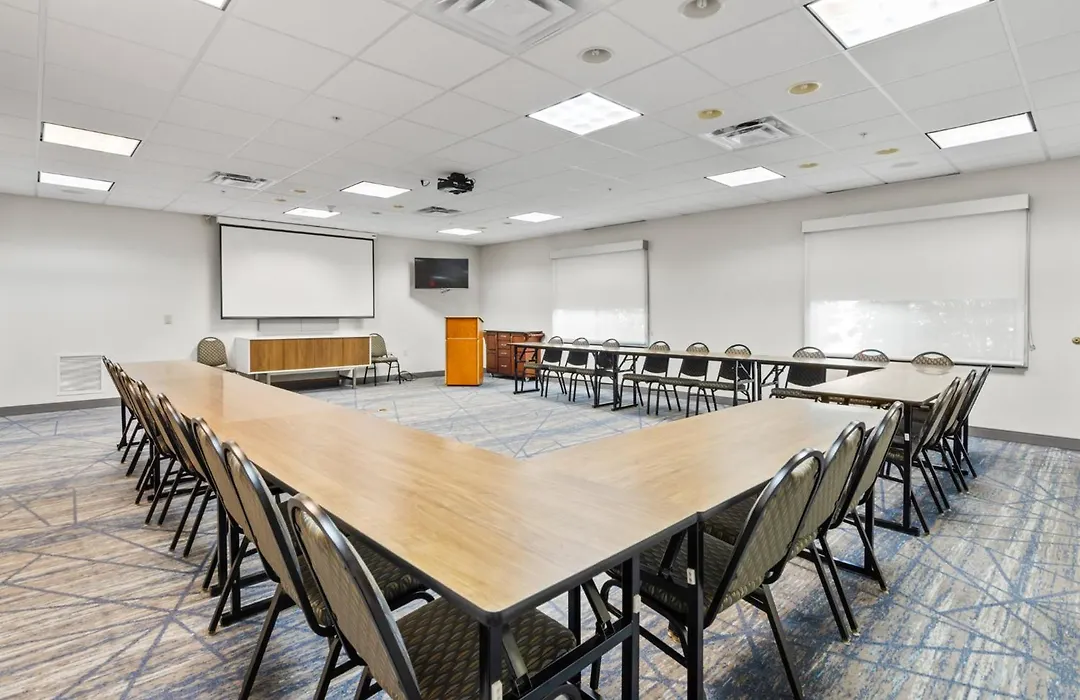 Holiday Inn Express Hotel & Suites Mount Airy By Ihg-1