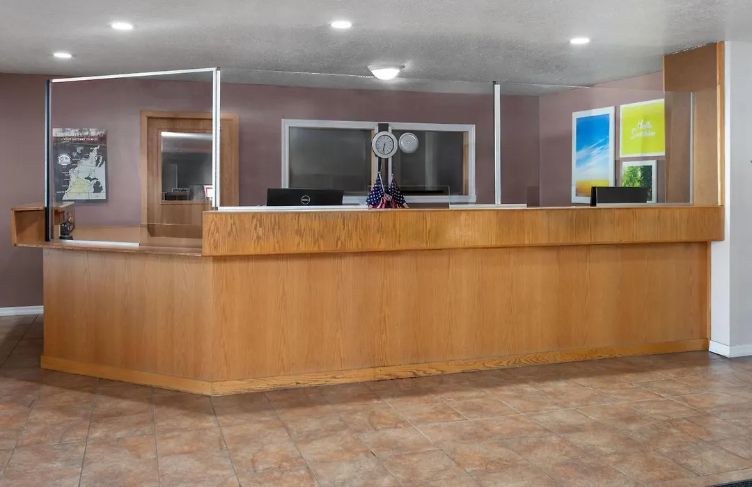 Baymont By Wyndham Manistee-1