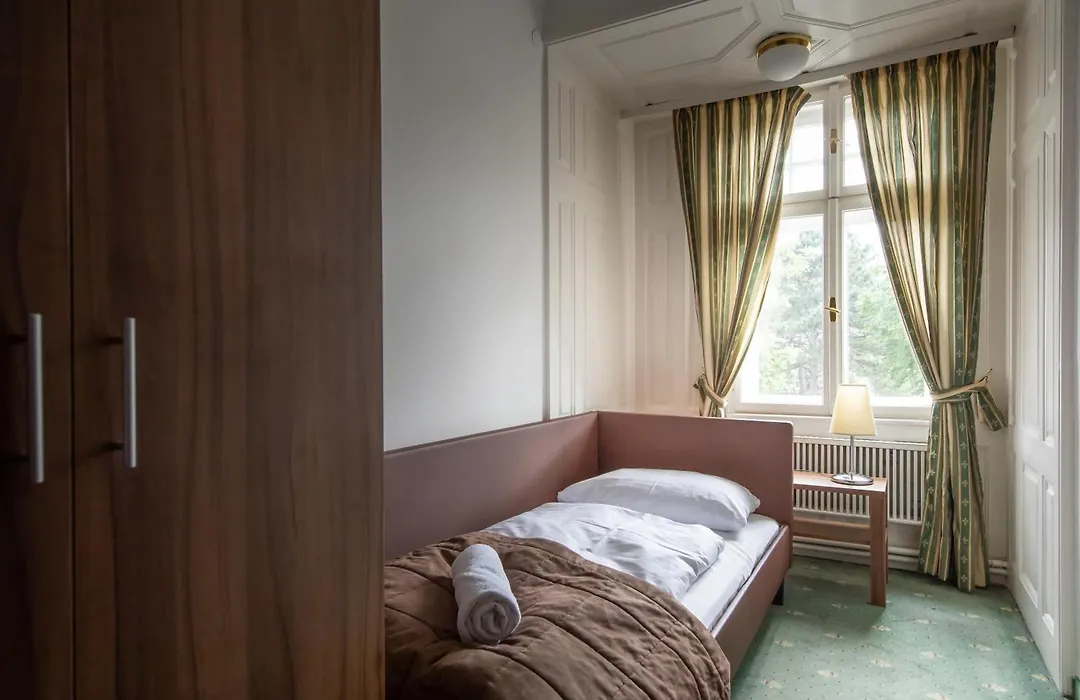 Hotel Bergwirt Schönbrunn-1