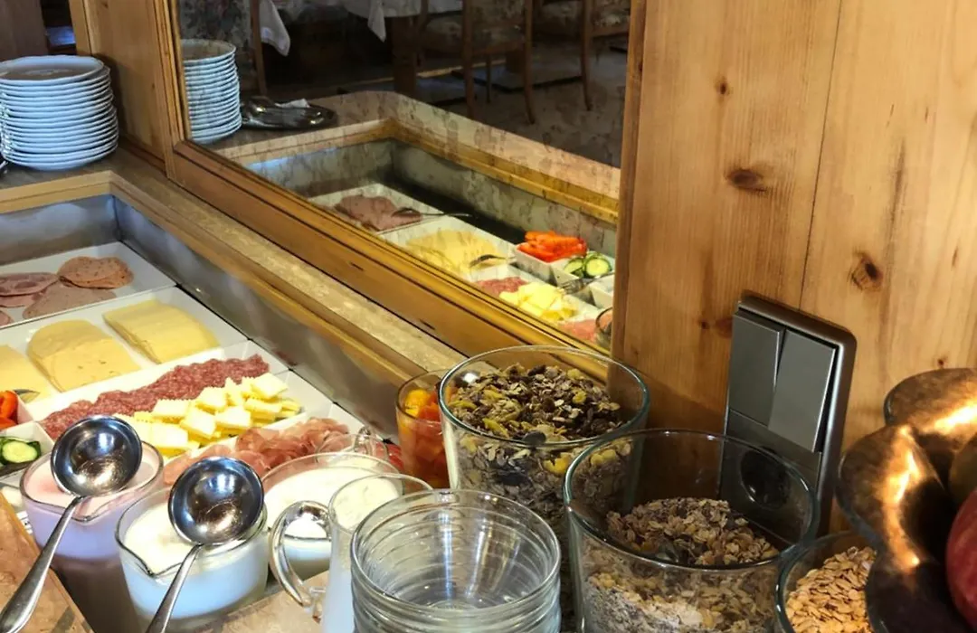 Hotel St. Ulrich Garni-1