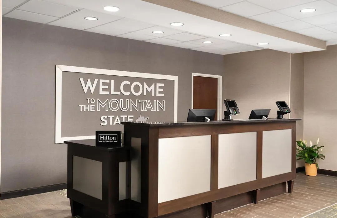 Hampton Inn Fairmont-1