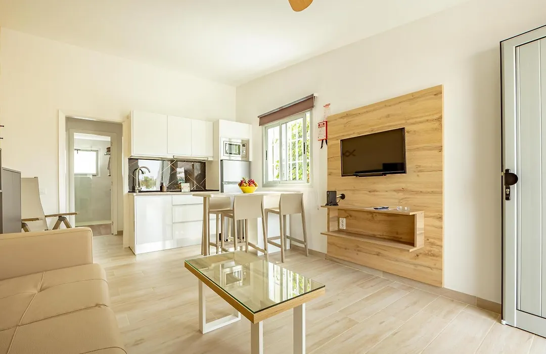 Vista Verde - Adults Only-1