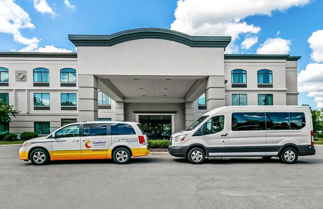 Comfort Inn & Suites Grand Blanc-Flint-1