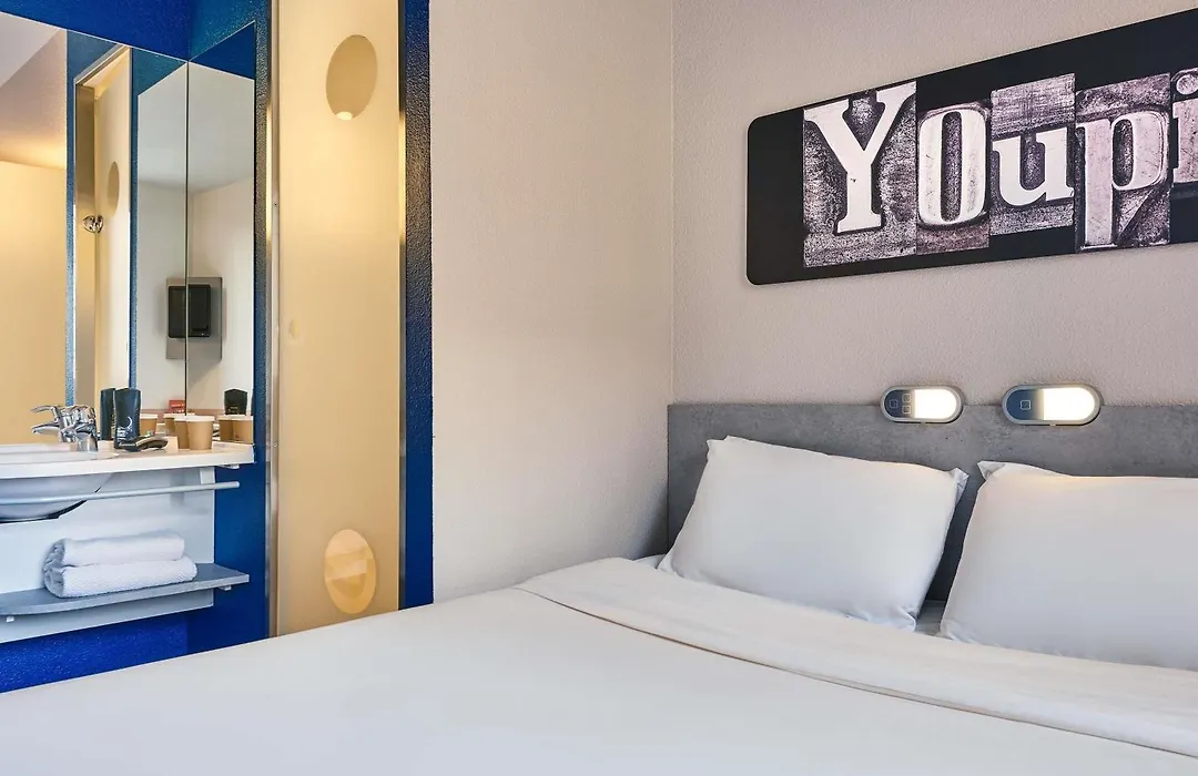 Ibis Budget Vélizy-1