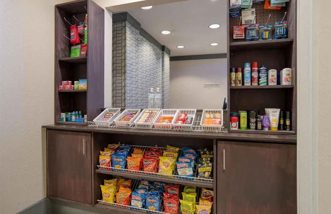Best Western Plus Philadelphia-Choctaw Hotel And Suites-1