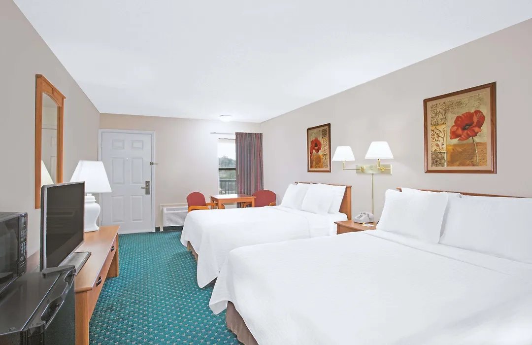 Days Inn By Wyndham Wytheville-1
