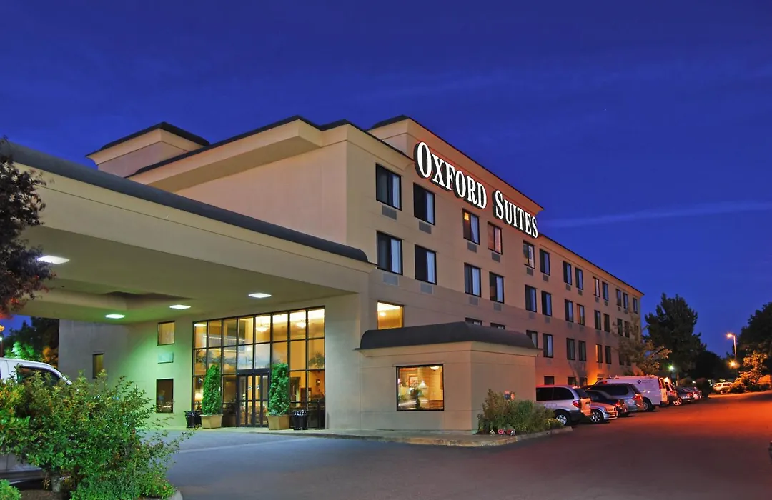 Oxford Suites Portland - Jantzen Beach-1