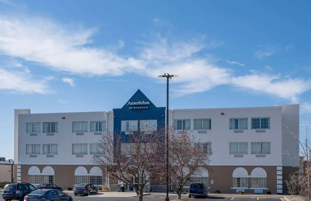 Americinn By Wyndham Cedar Rapids North-1