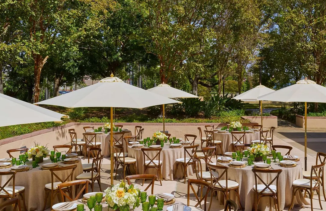 Hilton Los Angeles North-Glendale & Executive Meeting Center-1
