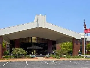 Ramada By Wyndham Bettendorf-1