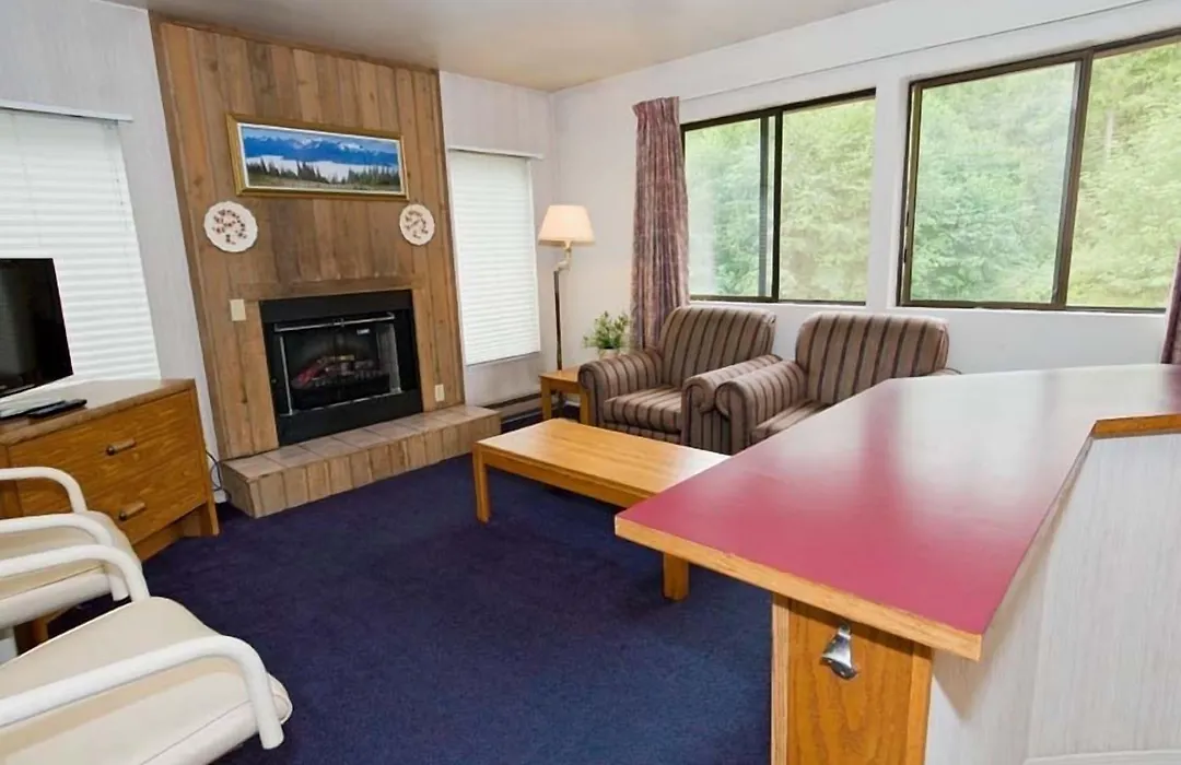 Sequim Bay Lodge-1
