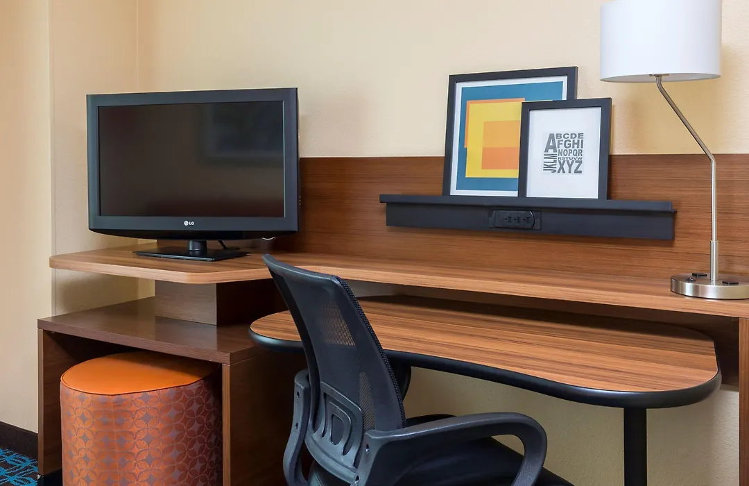 Fairfield Inn & Suites By Marriott Galesburg-1