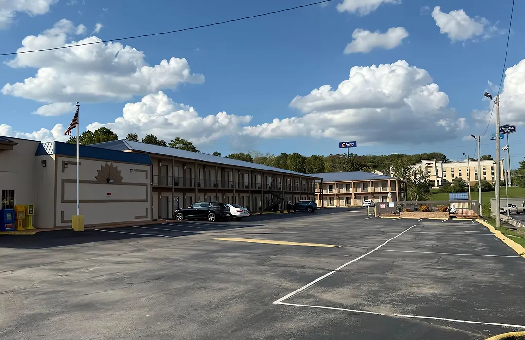 Days Inn By Wyndham Cookeville-1