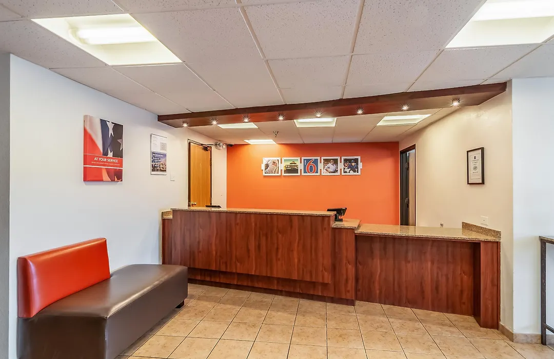 Motel 6-Naperville, Il-1