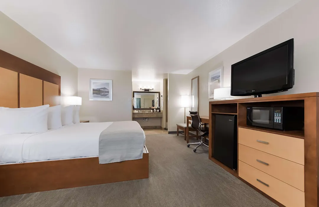Best Western Foothills Inn-1