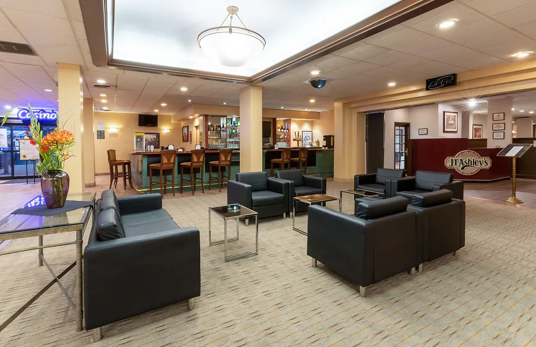 Ramada By Wyndham Reno Hotel & Casino-1
