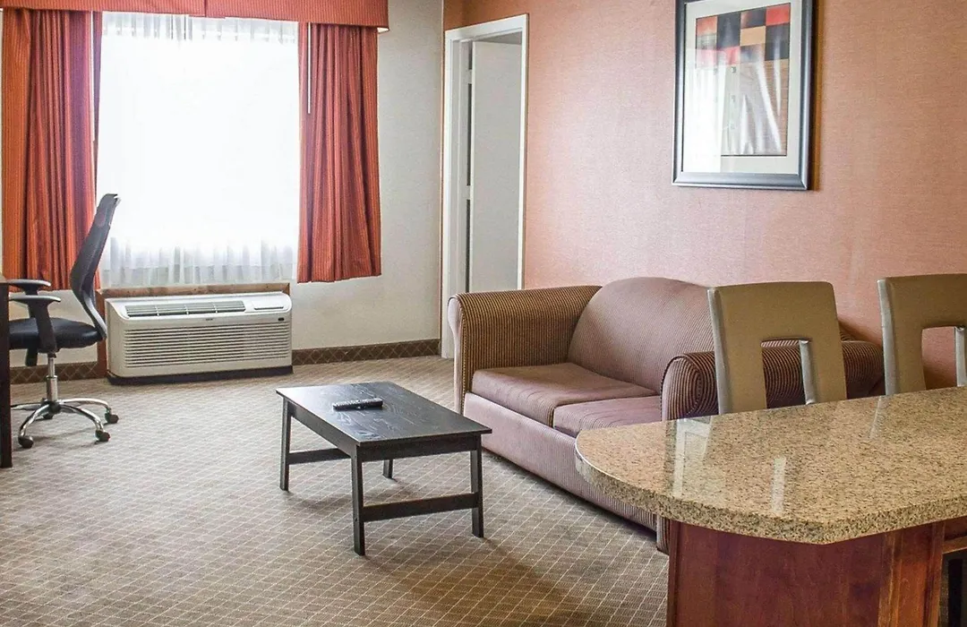 Howard Johnson By Wyndham Columbus State Fairgrounds I-71-1