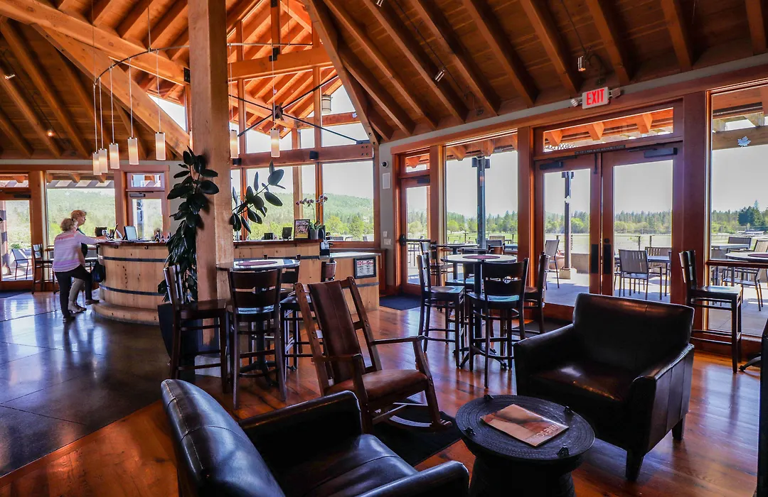 Riverside Inn-1
