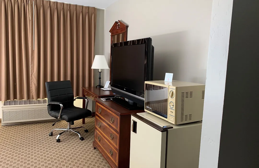 Days Inn By Wyndham Show Low-1