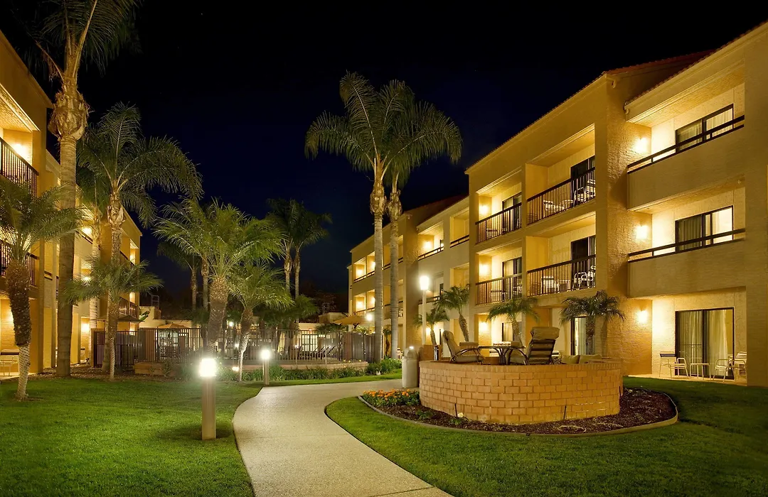 Courtyard By Marriott San Diego Sorrento Valley-1