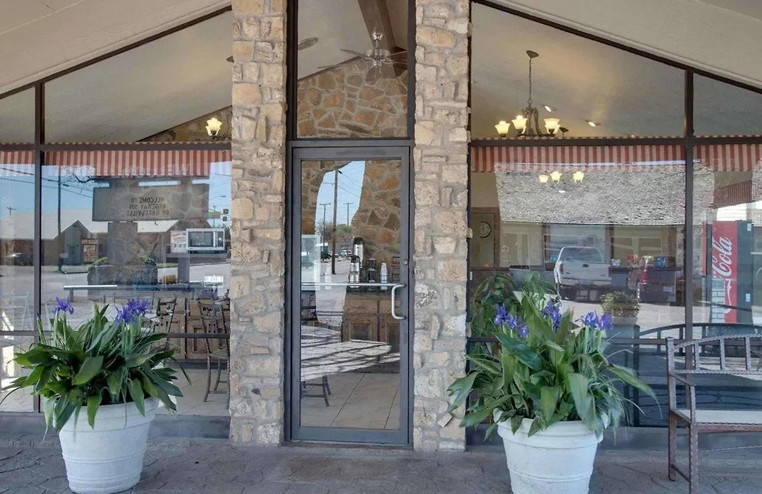 Days Inn By Wyndham Gatesville-1