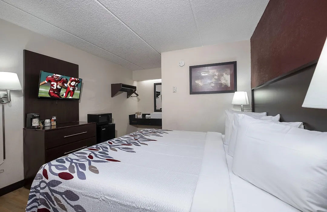 Red Roof Inn Champaign - University-1