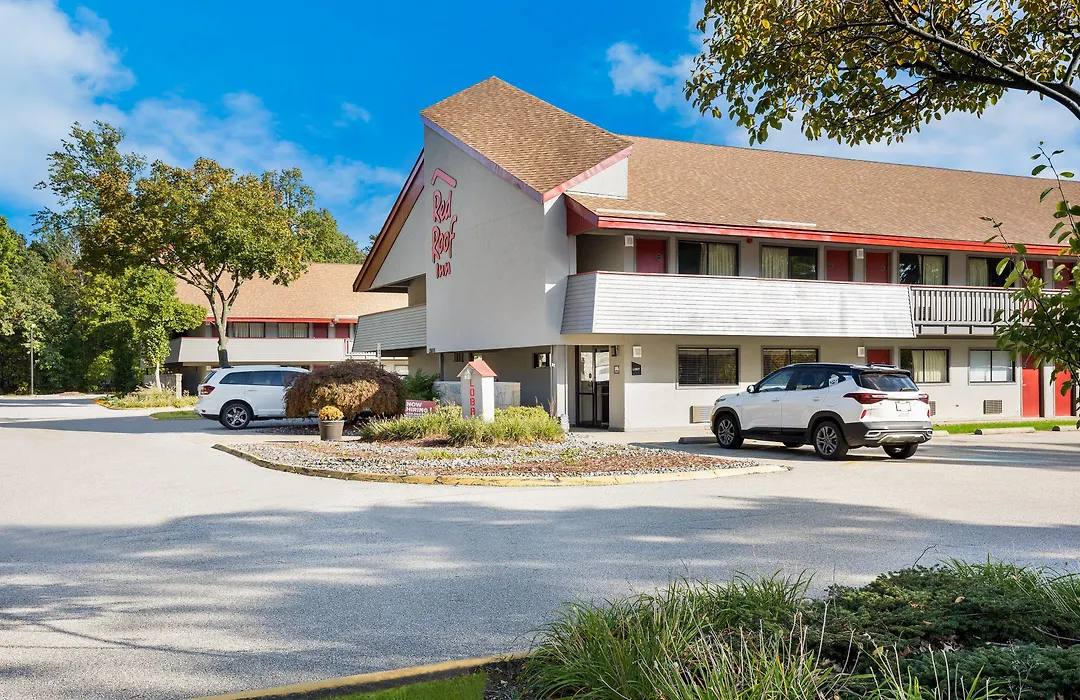 Red Roof Inn Cleveland - Westlake-1