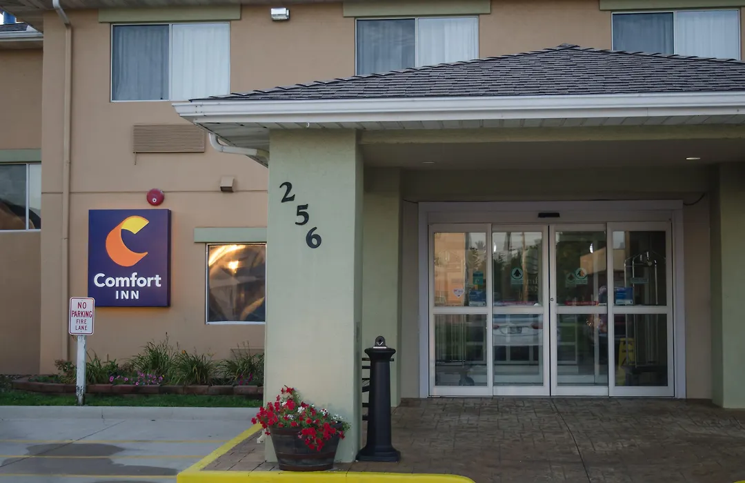 Comfort Inn-1