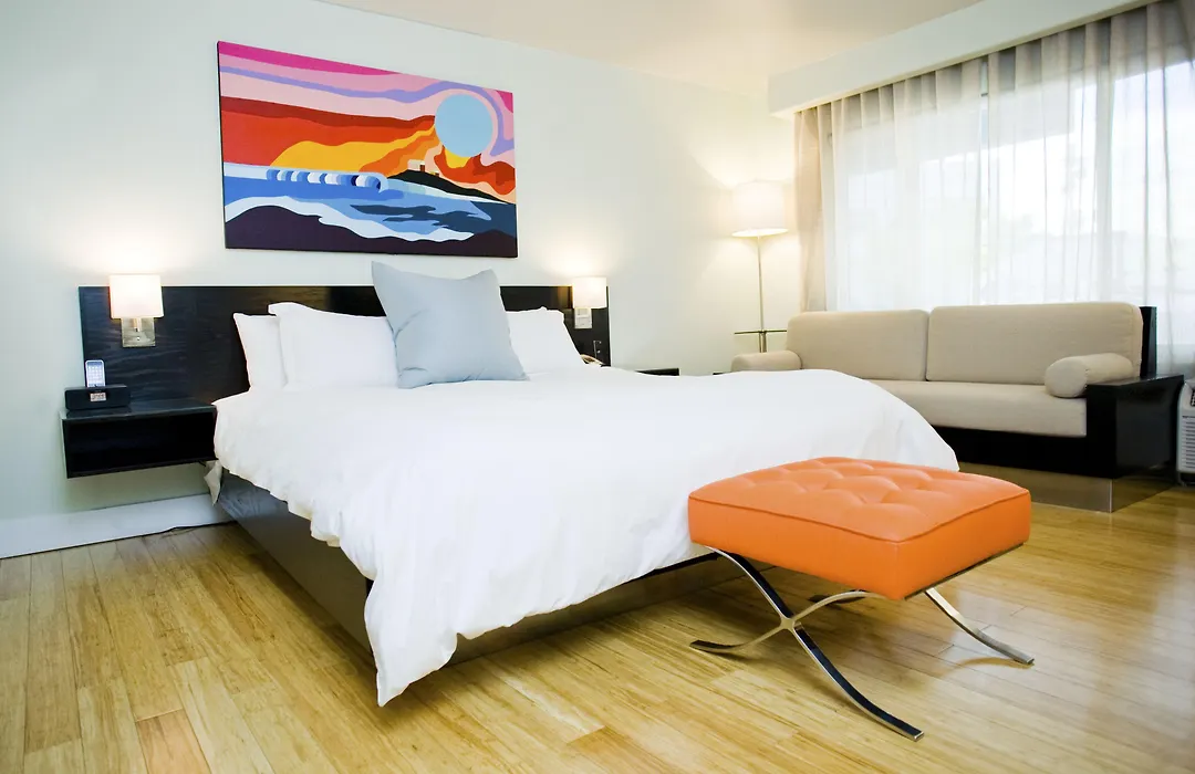 Hotel Current-1
