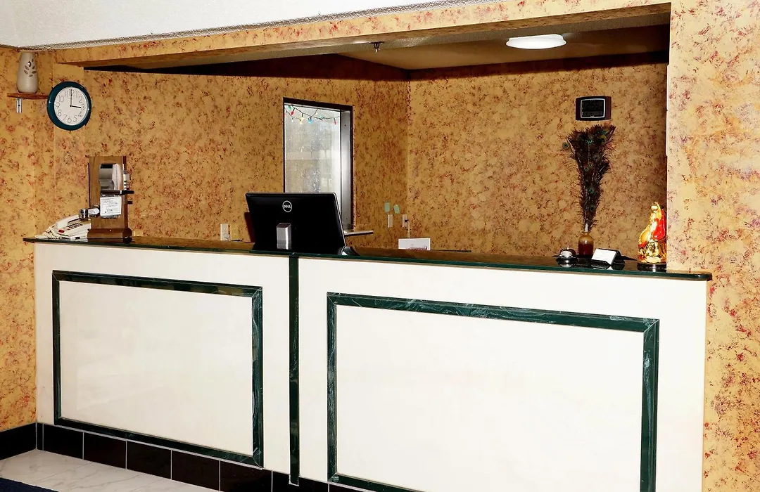 Executive Inn Opp-1